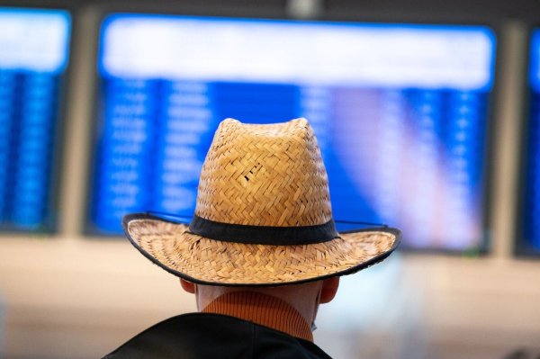 - © Jonas Walzberg/dpa