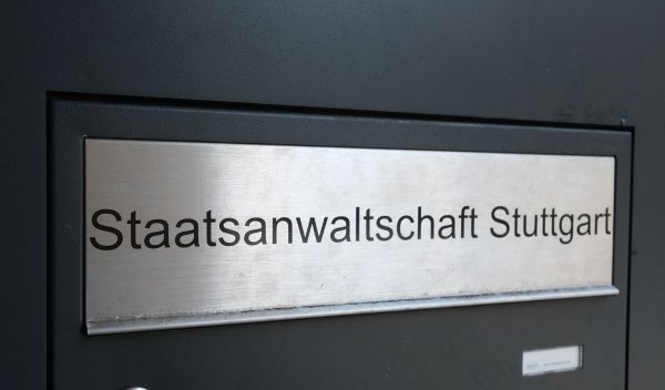 Die Staatsanwaltschaft Stuttgart hat Anklage gegen zwei frühere LBBW-Mitarbeiter erhoben. (Archivbild) - © Bernd Weißbrod/dpa