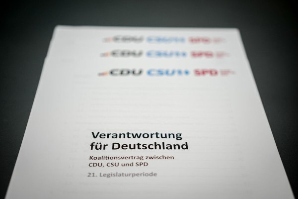 Wie sind die Vereinbarungen zum Paragrafen 218 zu interpretieren? (Archivbild) - © Kay Nietfeld/dpa
