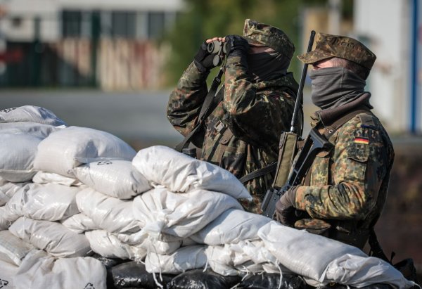 Heimatschützer bei der Bundeswehr-Übung «Fishtown Guard 2024» - © Focke Strangmann/dpa