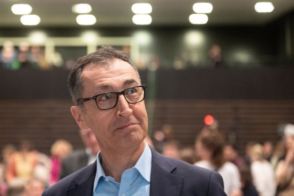 Cem Özdemir soll für die Grünen bei der Landtagswahl antreten. - © Marijan Murat/dpa