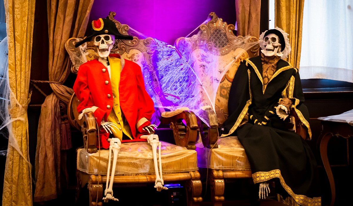 Schloss - 1 - Raphael Bartling