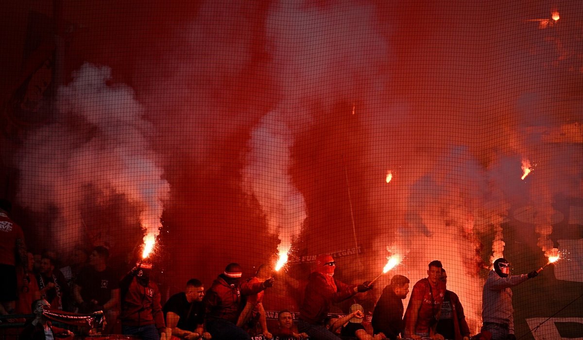 Fans des 1. FC K&ouml;ln - Anke Waelischmiller/dpa