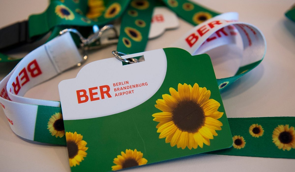 «Sunflower»-Programm am Flughafen BER - Paul Zinken/dpa/dpa-tmn