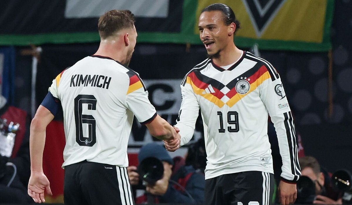 Joshua Kimmich und Leroy Sané - Jan Woitas/dpa