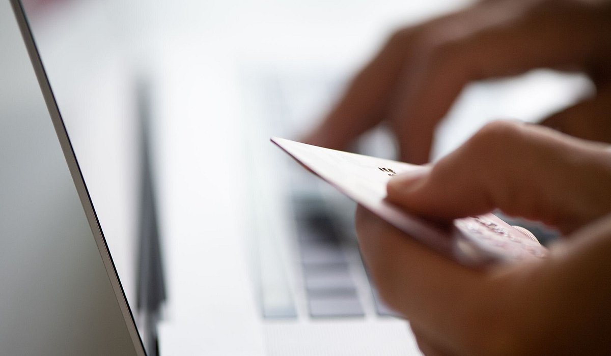 Online-Shopping - Franziska Gabbert/dpa-tmn