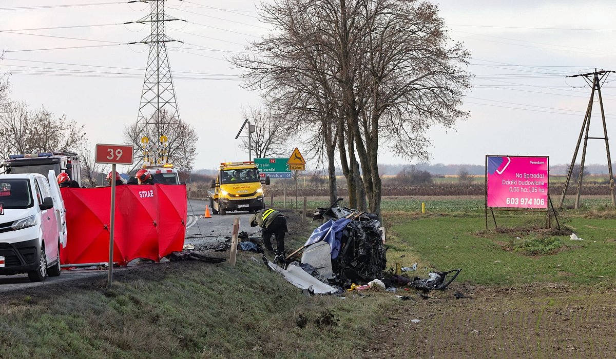 Verkehrsunfall mit sechs Toten in Polen - Krzysztof Swiderski/PAP/dpa