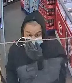 Wer kennt diesen Mann? - &copy; Polizei Lippe