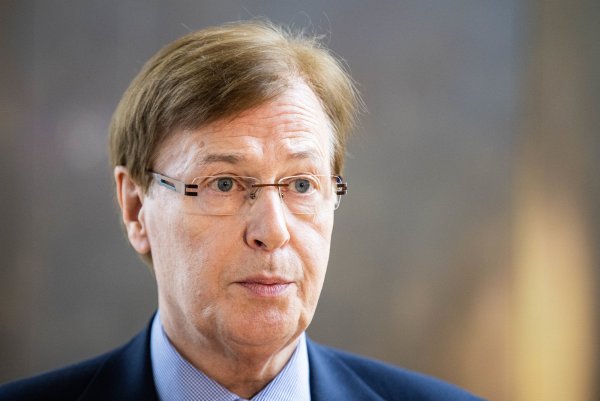 Die Opposition will Justizminister Peter Biesenbach (CDU) zur Herausgabe von Akten im Missbrauchsfall Lügde zwingen. - © Marcel Kusch/dpa