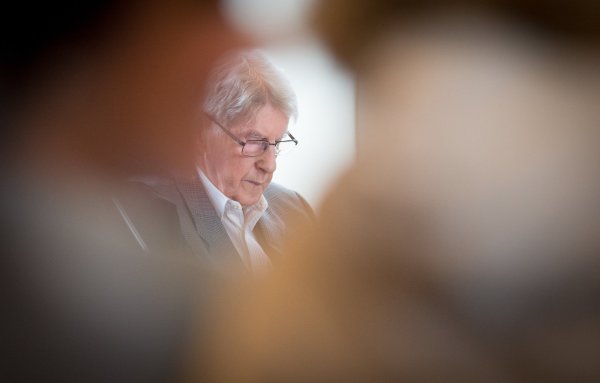 Der Angeklagte Reinhold Hanning. - © dpa