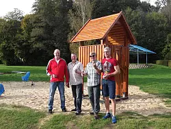 Beller treffen sich auch regelmäßig zum ?Boulen. - © Privat