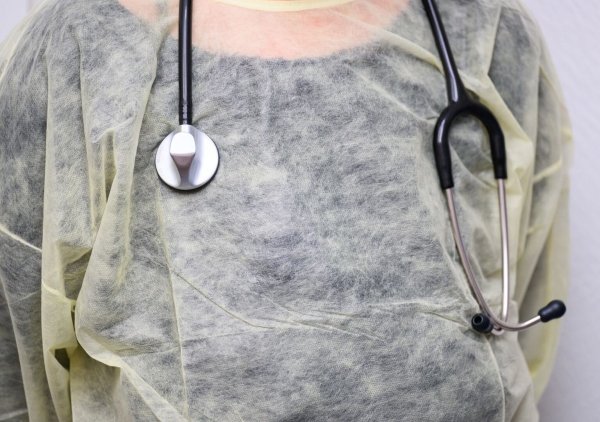 Kinderärztin - © Foto: Robert Michael/dpa-Zentralbild/dpa