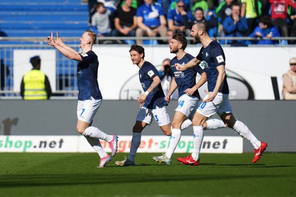 Darmstadt 98 hat mit einem Sieg gegen Schalke 04 seine Negativserie in der 2. Bundesliga beendet. - © Thomas Frey/dpa