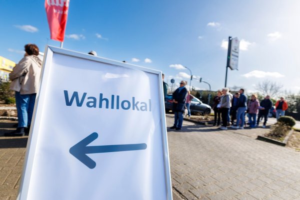 Bei der Bundestagswahl hat das bevölkerungsreichste Bundesland NRW mit etwa 21 Prozent der Wahlberechtigten ein besonderes Gewicht. - © Christoph Reichwein/dpa