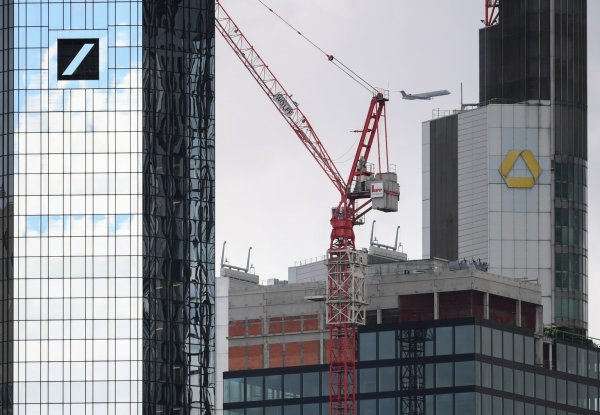 Deutsche Bank und Commerzbank in Frankfurt - © Foto: Arne Dedert