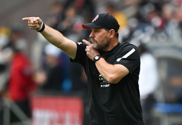 Heimserie verbessern: Baumgart will mit Union gegen Gladbach gewinnen. (Archivbild) - © Arne Dedert/dpa