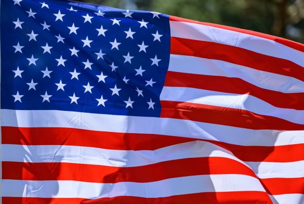 Die deutsche Wirtschaft verliert immer mehr das Vertrauen in die USA als Lieferant von Halbleitern. - © Robert Michael/dpa