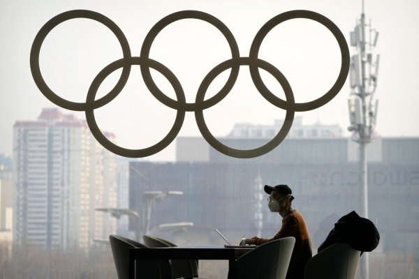 Vor den Olympischen Spielen in Peking 2022 - © Foto: Mark Schiefelbein/AP/dpa