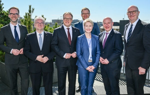 Die Ost-Ministerpräsidenten wollen mit einer Stimme sprechen. - © Jens Kalaene/dpa