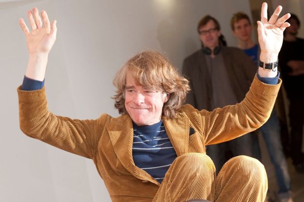 Cord-Chic beim Entertainer Helge Schneider. (Archivbild von 2011) - © picture alliance / dpa