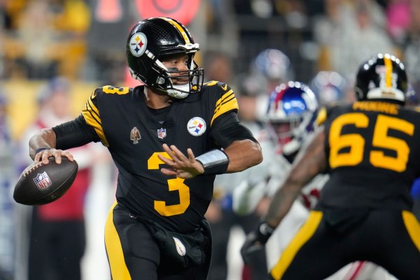 Borussia Dortmund teilt die schwarz-gelben Vereinsfarben mit den Pittsburgh Steelers. - © Gene J. Puskar/AP/dpa