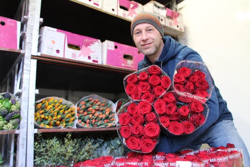 Darum sind Rosen am Valentinstag so teuer | Lokale Nachrichten aus