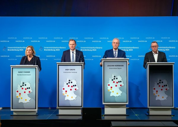 Zumindest zum sogenannten Sicherheitspaket gibt es eine Eingung. - © Soeren Stache/dpa