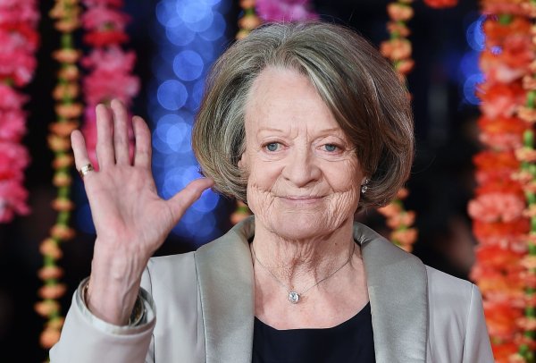Viele Prominente trauern um die verstorbene Maggie Smith. (Archivfoto) - © Andy Rain/EPA/dpa