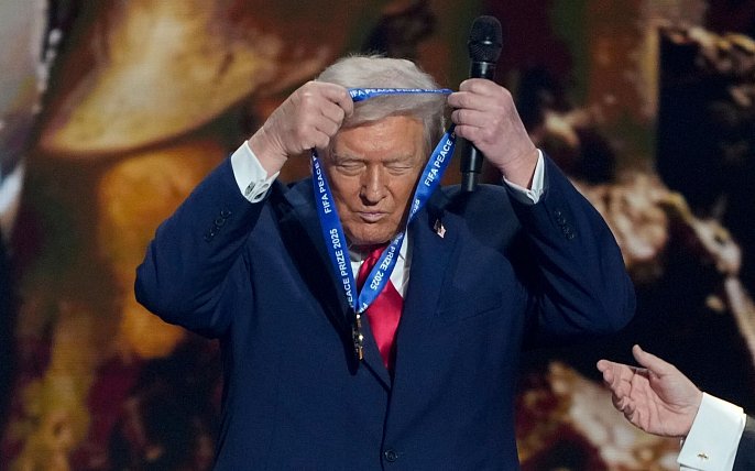 Bild zu Friedenspreis für Trump spaltet: «Seine Weltmeisterschaft»