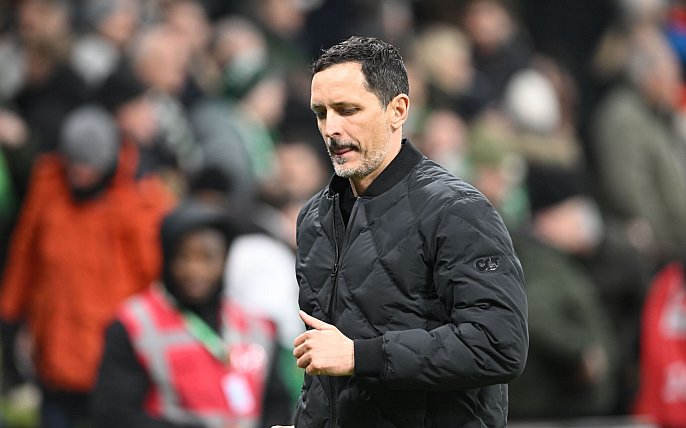 Bild zu Eintracht trennt sich von Trainer Toppm&ouml;ller