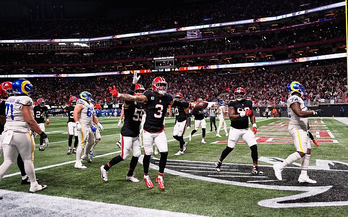 Bild zu 93-Yard-Touchdown: Falcons &uuml;berraschen Rams