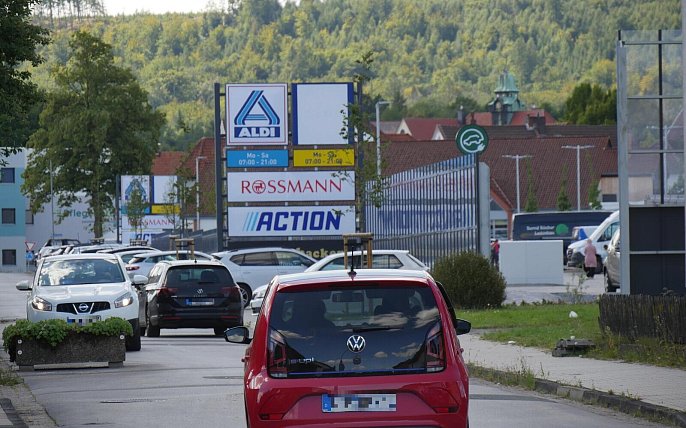 Bild zu Anwohner klagen über gefährliche Verkehrssituationen in Horner Kampstraße