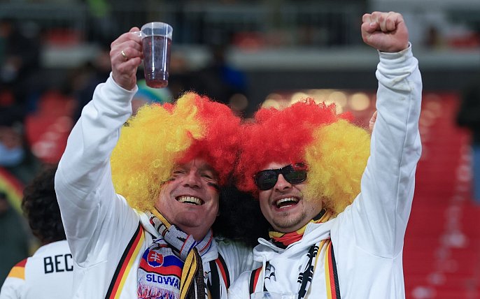 Bild zu WM-Fans m&uuml;ssen schnell sein: Drittes Ticket-Fenster schlie&szlig;t