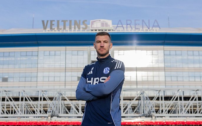 Bild zu Mit Dzeko zum Aufstieg? Schalke hat einen neuen Star