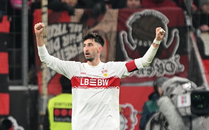 Bild zu Bittere Bayer-Pleite gegen VfB - Remis bei Fischer-R&uuml;ckkehr