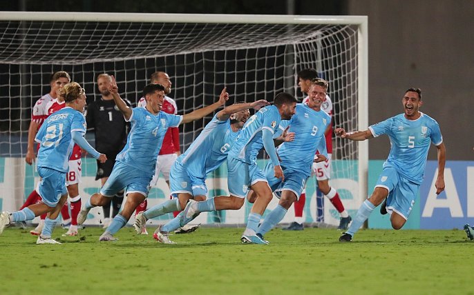 Bild zu Quali-Showdown: Von Fußball-Zwergen und seltsamen Szenarien