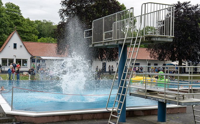 Bild zu Warum die Freibäder in Horn-Bad Meinberg immer wieder leer blieben