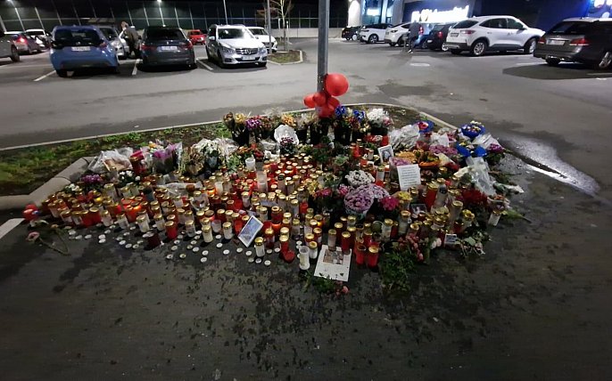 Bild zu 16-J&auml;hriger in Lemgo get&ouml;tet: Staatsanwaltschaft erhebt Anklage im Mordfall Edeka