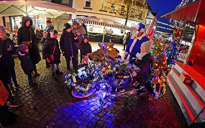 Bild zu Swingle Bells, Weihnachtscircus & Treckerlichter: Die Wochenendtipps f&uuml;r Lippe