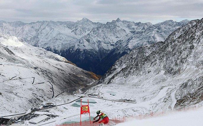 Bild zu Scheib feiert Heimsieg bei Ski-Auftakt - Dürr beste Deutsche