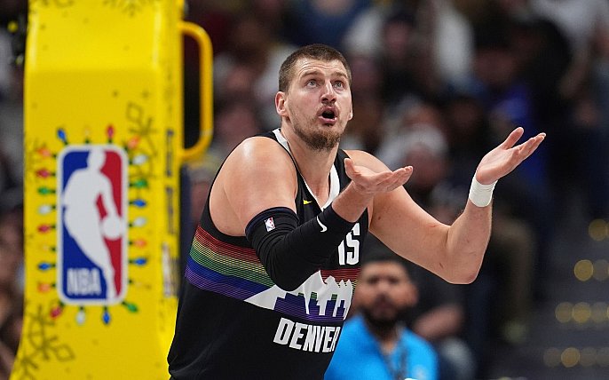 Bild zu Wie im Videospiel: Jokic mit NBA-Rekord an Weihnachten