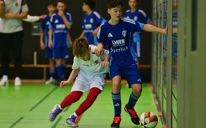 Bild zu 108 Spiele beim Lippe-Cup: Mit 120 Schnitzel-Br&ouml;tchen stillt JFV Lippe den Fu&szlig;ballhunger