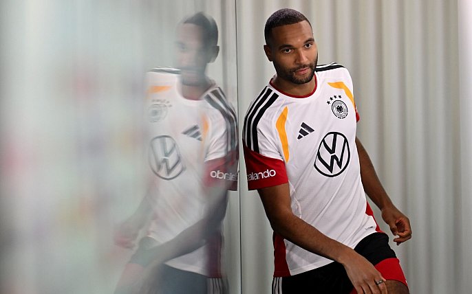 Bild zu Neue Abwehr-Lust trotz Schlotterbeck-Dämpfer