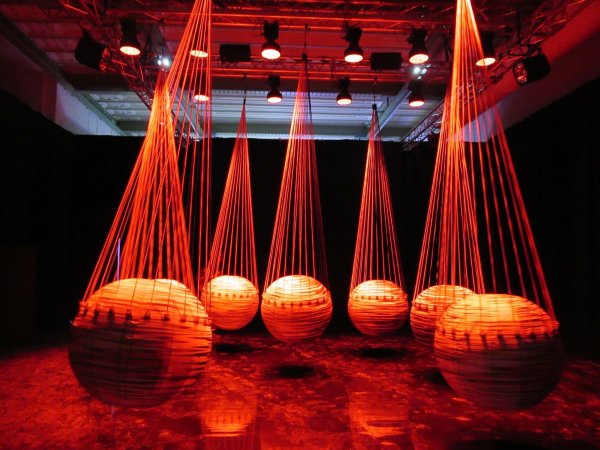 Aus der Ausstellung «Euphoria» im Ballon-Museum in Paris. - © Sabine Glaubitz/dpa