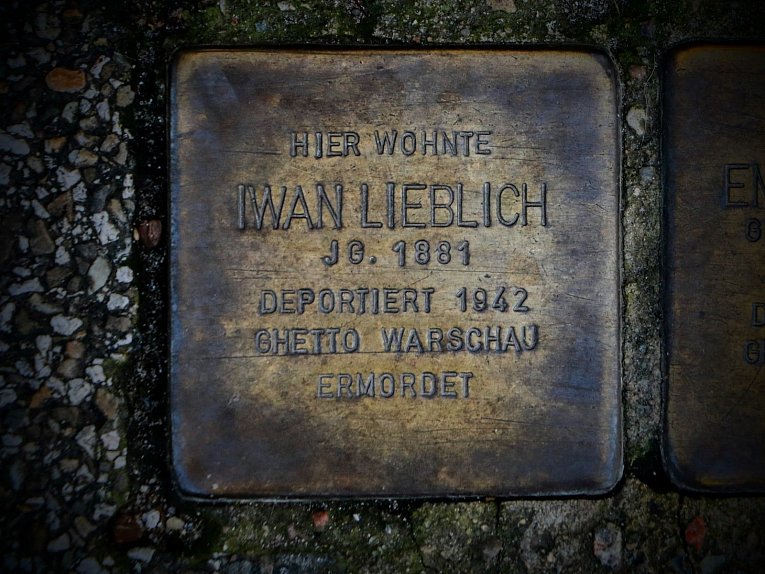 Engelbert-Kämpfer-Straße 5