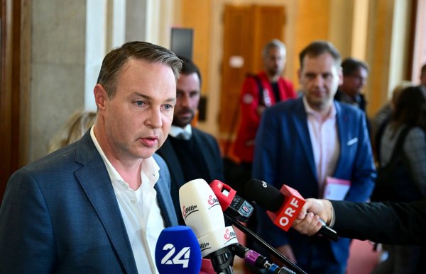 Die Sozialdemokraten verzeichneten bei den Parlamentswahlen eine historische Wahlschlappe. - © Roland Schlager/APA/dpa