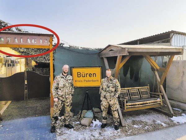 Das Stammlager-Schild im Bundeswehrcamp in Afghanistan ist jetzt abgebaut worden. - © Stadt Büren