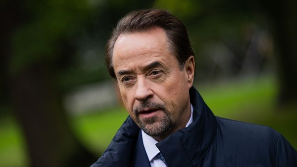 Jan Josef Liefers - hier in seiner Rolle als Rechtsmediziner im Münster-«Tatort» - träumt gelegentlich vom Theater. (Archivfoto) - © Rolf Vennenbernd/dpa