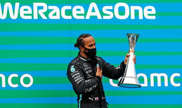 Lewis Hamilton - © Foto: Leonhard Foeger/Pool Reuters/AP/dpa