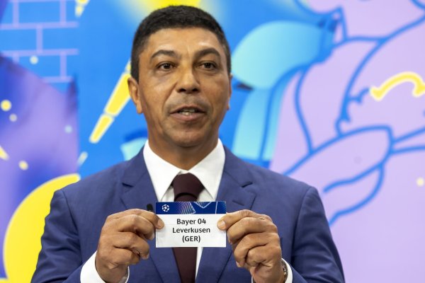 Bayern-Legende Giovane Elber zogt das deutsche Duell. - © Salvatore Di Nolfi/KEYSTONE/dpa